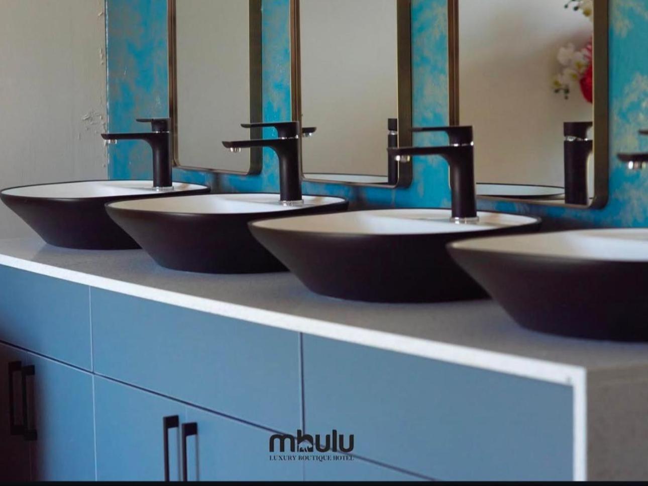 Mhulu Luxury Boutique Hotel ミッドラント エクステリア 写真